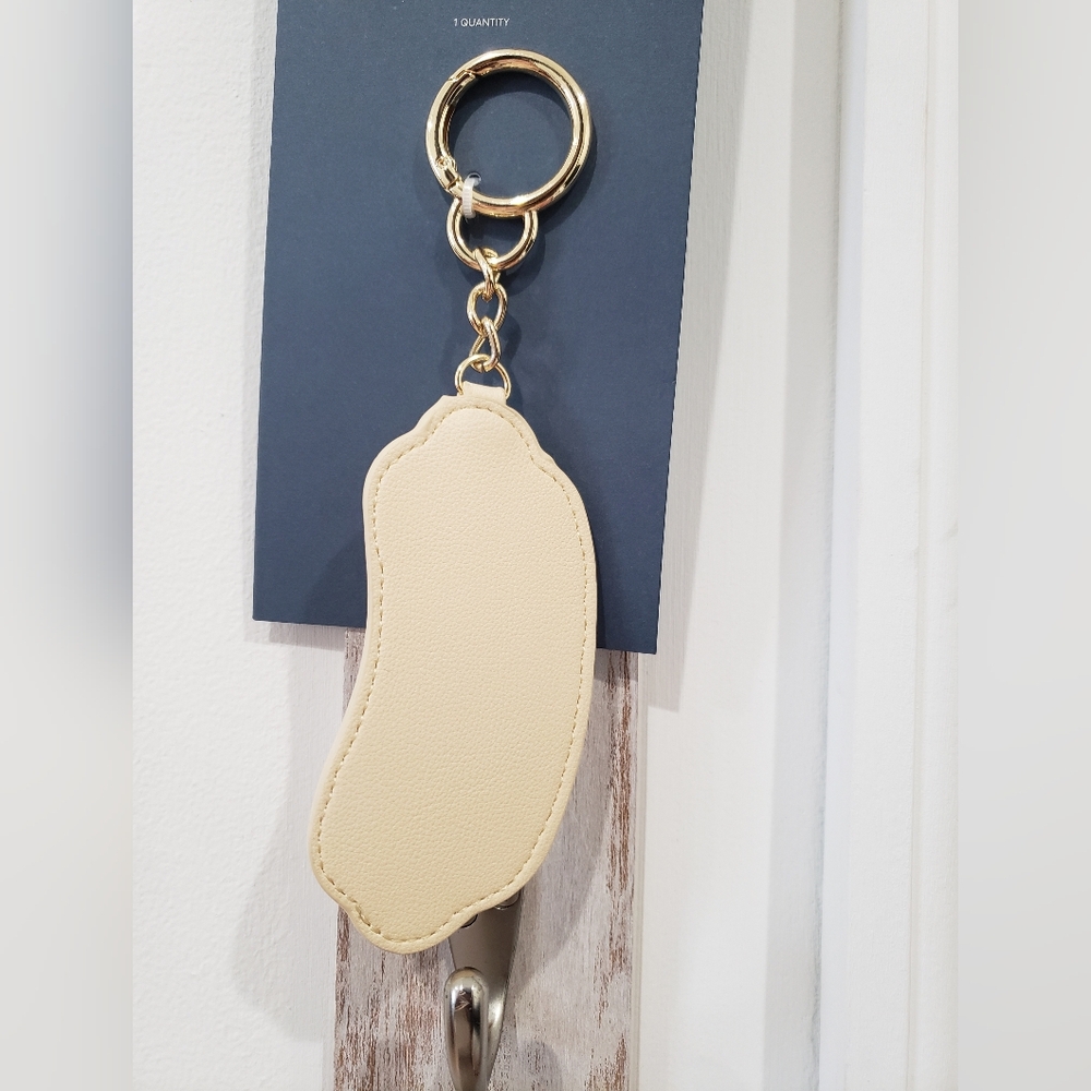 NWT Hot Dog Bag Charm - Picture 2 of 2